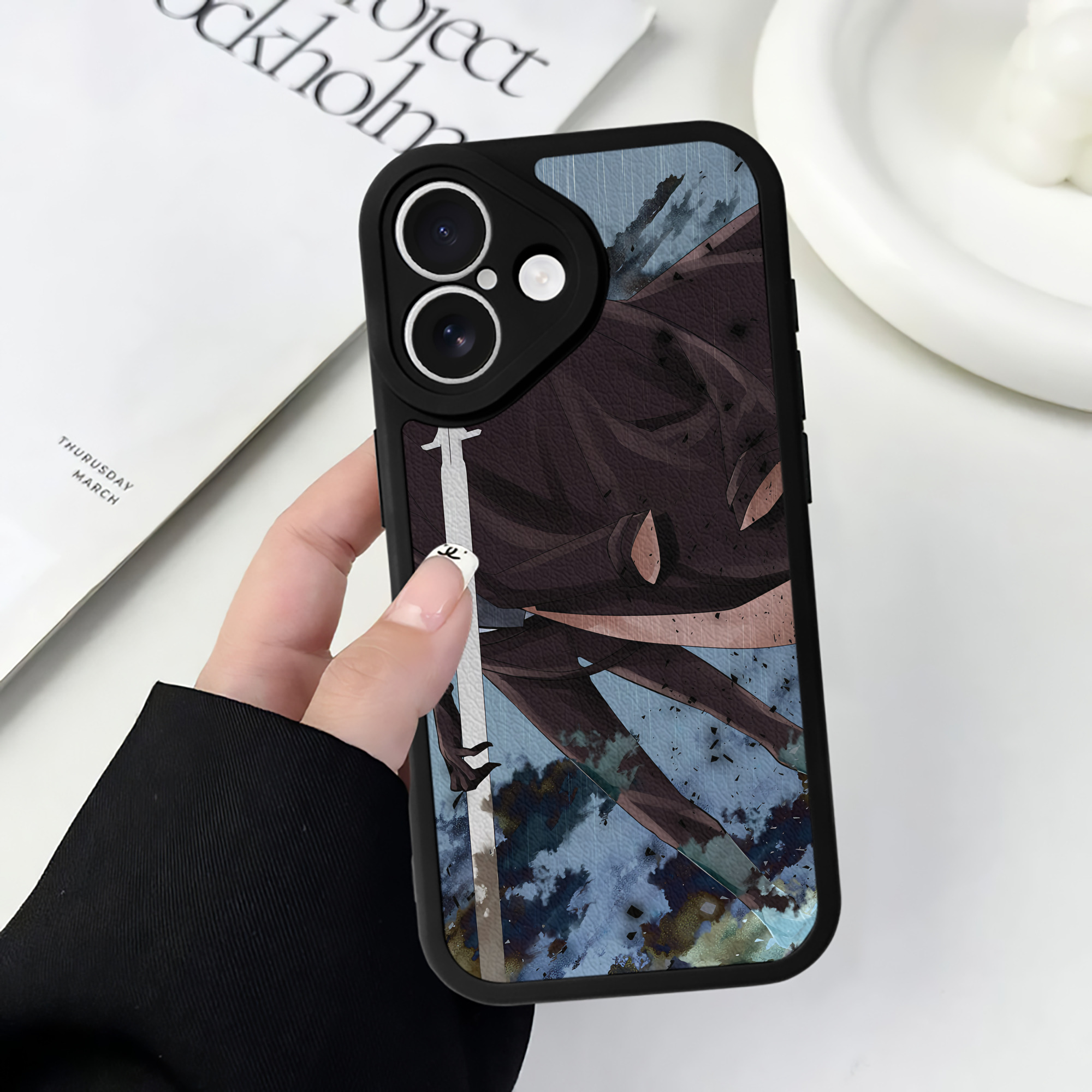 （画像用） 文豪ストレイドッグス Bungo Stray Dogs 【iPhone 16シリーズ対応】シリコンスマホケース（レザー調） 材質：シリコン
